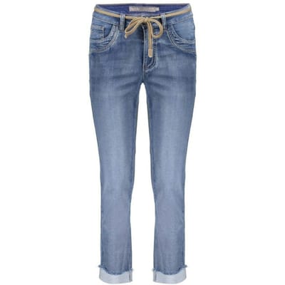 Geisha blauwe dames jeans   Regular waist   Stonewash wassing   Slim Fit   5-Pocket zakken   Knoop- en ritssluiting   Regular waist Blauw S