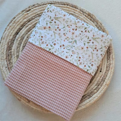 Wiegdeken wafelstof oudroze - katoen 1000 bloemetjes - 70x100 cm - Handgemaakt - Handmade