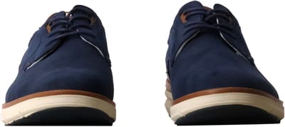 Sneakers met veters