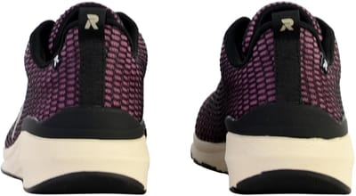 Sneakers met veters