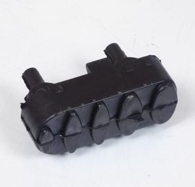 origineel voetsteunrubber voor derbi 50 senda xrace 2004 tot 2009 00h01502101 nieuw
