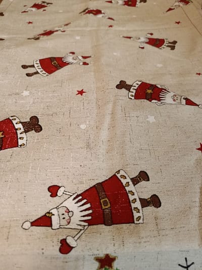 tafelloper kerstman beige 48 x 150 cm kerstdiner tafeldecoratie