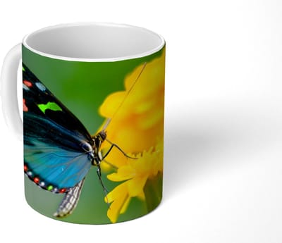 Mok - Koffiemok - Vlinder - Bloem - Dier - Insect - Mokken - 350 ML - Beker - Koffiemokken - Theemok