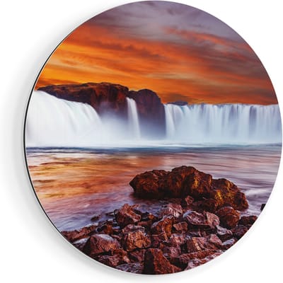 Artaza Dibond Muurcirkel Waterval Bij Een Oranje Hemel - Ø 40 cm - Klein - Wandcirkel - Rond Schilderij - Voor Binnen en Buiten