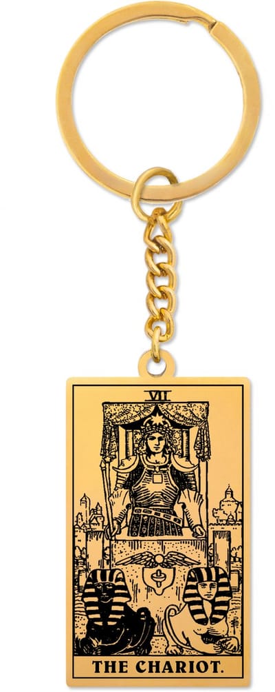 Tarot Sleutelhanger VII: De Zegewagen / The Chariot - Goudkleurig Stainless Steel - Grote Arcana uit Rider-Waite Geïnspireerd - Pax Amare