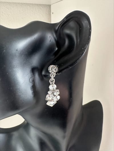 Elegante strass oorbellen | Make up | Parfum | Moederdag | Verjaardagscadeau| Cadeautje| Valentijnsdag| Kado | sieraden | vaderdag | oorbellen | oorsieraden