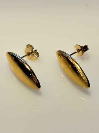 Vibe - Ovaal - goud - oorsteker - oorbel - juweel - geschenk - verjaardag