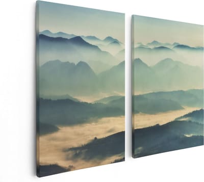 Artaza Canvas Schilderij Tweeluik Heuvel Landschap Tijdens De Mist - 80x60 cm - Wanddecoratie Woonkamer - Schilderijen - Muurdecoratie