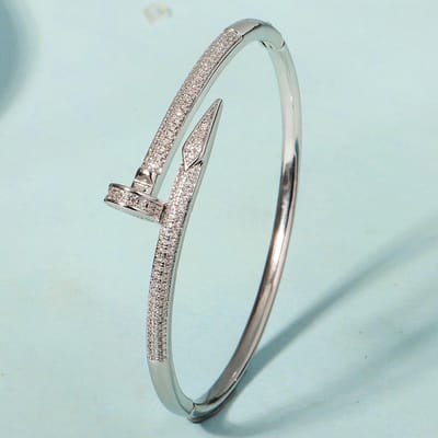 Klassieke Dames Nagelarmband van Roestvrij Staal Europa en de Verenigde Staten Armbanden Sprankelende Zirkonia Bangle Als Cadeau gray