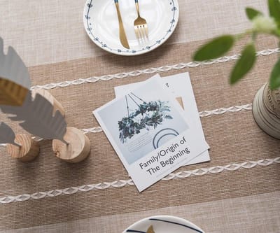Dailygoods- Tafelkleed Katoen/Linnen - Robuust - Rechthoekig - Decoratie Keukentafel - 140 x 300 cm - Milieuvriendelijke Kleurstoffen - Tafelbedekking