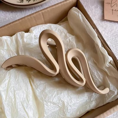 Mode Effen Kleur Golf Haarklemmen voor Vrouwen Mat Haarklem Hoge Kwaliteit Dagelijkse Haaraccessoires Cadeau voor Meisjes lichte koffiekleur