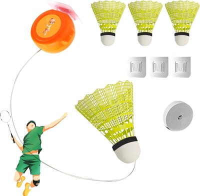 3-delige Badminton Trainingsset met Backboard - Ideaal voor Individuele Oefeningen en Verbetering van Techniek, Inclusief Elastische Koorden en Badmintonshuttlecocks