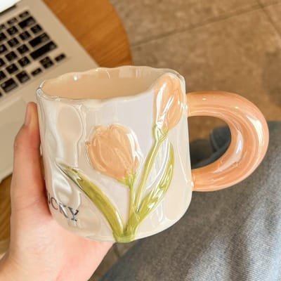 Nouvelle Tasse Céramique Tulipe Créative Tasse Mignonne Souvenir Haut de Gamme Tasse à Café Eau pour Couple 401-500ml