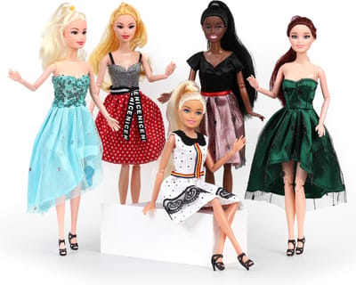 Isa's Friends® Poppenkleertjes - 5 Outfits voor Modepoppen - Setje 'Emma'