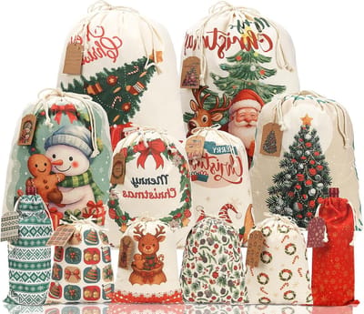 Kerst Canvas Trekkoord Geschenkzakjes, 12 Stuks Herbruikbare Zakken in Diverse Maten met Gift Tags voor Feestelijke Decoraties en Cadeauverpakking