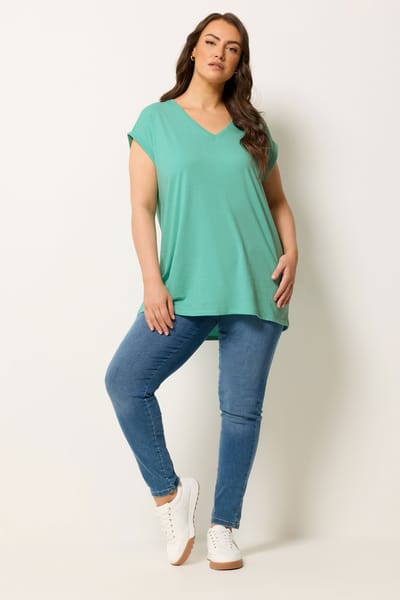 Yours Blauw Vhals Basic Tshirt Size 42