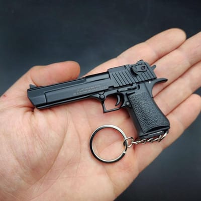 1:3 Schaal Metaal Mini Speelgoedpistool Model Legering Sleutelhanger Ziet er Echt Uit Verzameling Pubg Prachtige Draagbare Decoraties Cadeaus voor Jongens gray