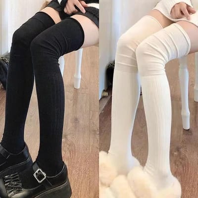 Sokken Dames Herfst En Winter Dik Gebreid Effen Kleur Dijhoog Kousen Krullend Zwart Wit Sokken Voor Dames Boven de Knie Warm Houden One Size white