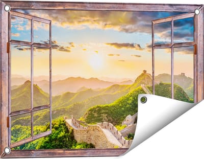 Gards Tuinposter Doorkijk De Chinese Muur door de Bergen met Zon - 60x40 cm - Tuindoek - Tuindecoratie - Wanddecoratie buiten - Tuinschilderij