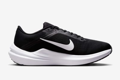 Nike Winflo 10 - Hardloopschoenen - Maat 38 - Zwart/Zwart/Wit / Zwart Wit - Winflo - Hardlopen - Dames Hardloopschoenen