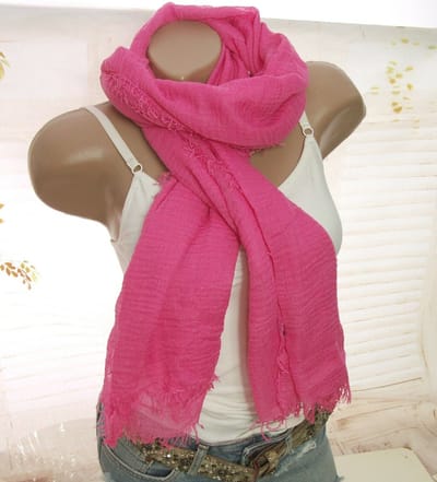Luchtige zomersjaal van viscose katoen 180 x 95 centimeter kleur pink