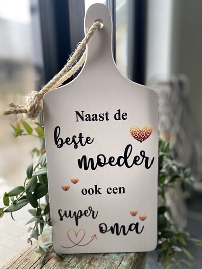 Creaties van Hier - serveerplankje - mama - 35 cm - hout - moederdag cadeautje