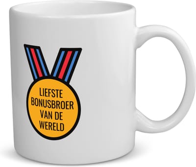 Akyol - liefste bonusbroer van de wereld koffiemok - theemok - Broer - de liefste bonusbroer - verjaardagscadeau - verjaardag - cadeau - cadeautje voor broer - broer artikelen - kado - geschenk - gift - 350 ML inhoud