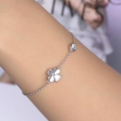 925 Sterling Zilver Armband Vrouwelijk Ins Wind Geluksklaver Diamant Zirkonia Fris High-end Sieraden gray