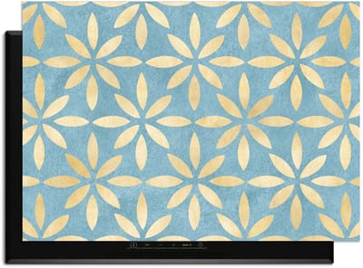 KitchenArt - Azure Floral Cross - Inductie Beschermer - 83x51.5 cm - Kookplaat Beschermer - Luxe Afdekplaat Inductieplaat - Anti-slip & Oprolbaar - Beschermmat Inductiekookplaat