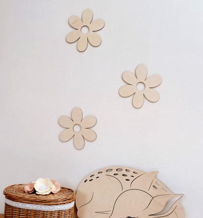 Madeliefjebloemen set van 3, houten bloemen, wandkunst voor de kinderkamer, babykamerdecoratie, kinderkamer decoratie, bloemendecoratie, madeliefjes van hout/ houten bloemen/ wanddecoratie/ kinderkamer/ babykamer