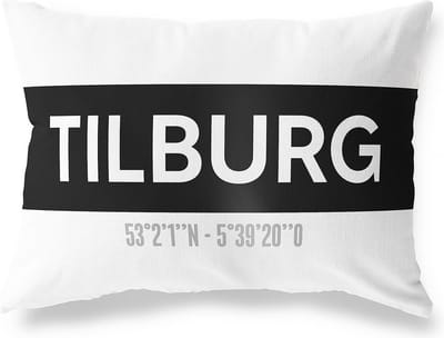 Tuinkussen TILBURG - NOORD-BRABANT met coördinaten - Buitenkussen - Bootkussen - Weerbestendig - Jouw Plaats - Studio216 - Modern - Zwart-Wit - 50x30cm