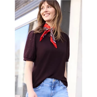 Shirt met ronde hals en kanten mouwen