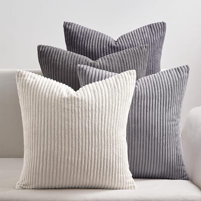 Set van 4 Grijze Corduroy Kussenhoezen 45x45cm - Decoratieve Kussens voor Sofa, Slaapkamer en Balkon met Fluffy Gradient Kleur