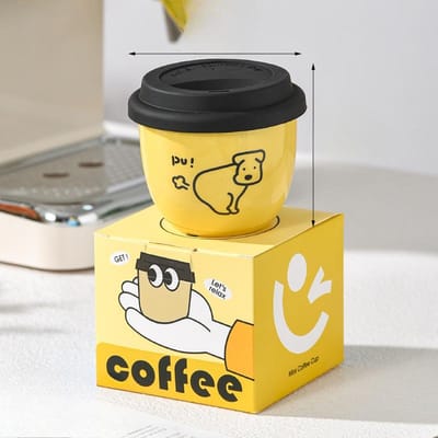 Gele Hand Die Mok Vasthoudt Keramiek met Deksel Koffiekopje Jongen Cadeau Grappige Koppel Doodle Hondje Kleine Mok 245ml