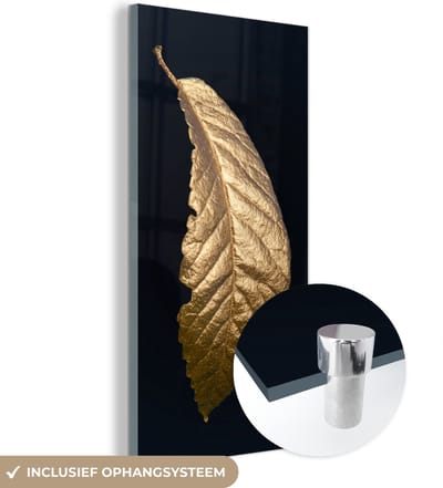 MuchoWow® Glasschilderij 60x120 cm - Schilderij acrylglas - Bladeren - Luxe - Goud - Zwart - Natuur - Foto op glas - Schilderijen