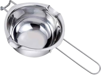 QTTVBTNA – 1 Stuk Smeltpan - Smeltkom - Bain Marie Smeltpan - RVS - Met Lange Handgreep - Voor Chocolade Boter Kaas Suiker Smelten - Hittebestendig Keuken Tool Voor Bakken Koken Kaarsen Maken - Duurzaam Makkelijk Reinigen - 600ml - Zilver