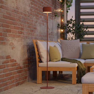 EGLO Roccanova-L Staande lamp - Oplaadbaar (tot 22 uur licht) - Solar - 120 cm - Steenrood/Warm Oranje - Draadloos - Dimbaar - Binnen en Buiten