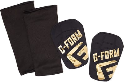G-Form Pro-S Blade Scheenbeschermer - Goud / Zwart | Maat: M