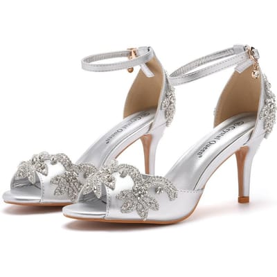 Sandalen met hoge hak van 7 cm, open mond, gesp in één vorm, grote maat, ronde neus, hoge hakken met gouden strass steentjes, slanke hak. 39 white