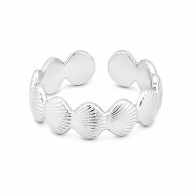 2 Love It - Ring - Aaneengesloten schelpjes - Zilverkleurig - Open achterzijde - Verstelbaar