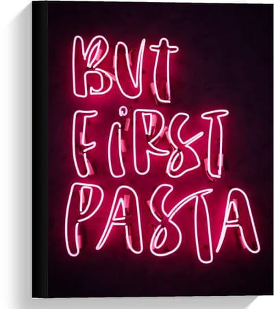 Canvas  - ''But First Pasta'' Roze Neon  - 30x40cm Foto op Canvas Schilderij (Wanddecoratie op Canvas)