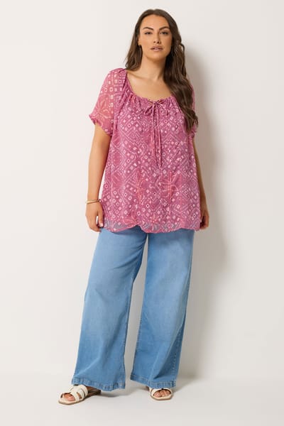 Yours Roze Blouse Met Bloemenprint, Korte Mouwen En Fijne Plooien Size 42
