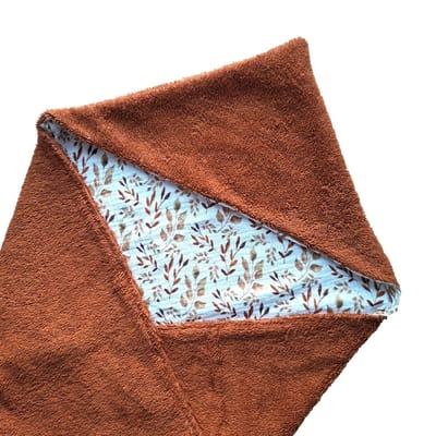 Wikkeldoek - Wikkeldeken - Omslagdoek - Badstof cognac - Hydrofiel blaadjes - 70 x 70 cm