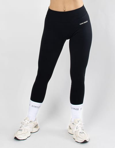 Divinity Seamless Legging | CAPO FINALE - Legging | XS | Kleur Black | Sportkleding | Activewear | Gymkleding | Fitnesskleding | Sportoutfit | Fitness | Hardlopen | Crossfit | Yoga | Pilates | Krachttraining