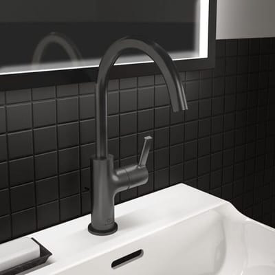 Ideal Standard washbasin faucet with high spout and drain BC777A5