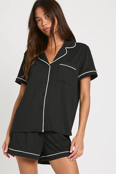 boohoo Dames Pyjamaset met jersey-pijpdetail kortmouwshirt & shorts | Zwart | Maat: 38