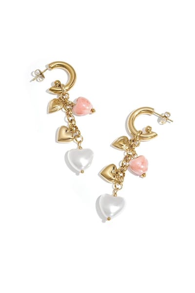 Oorbellen met hangende harten charms en parels