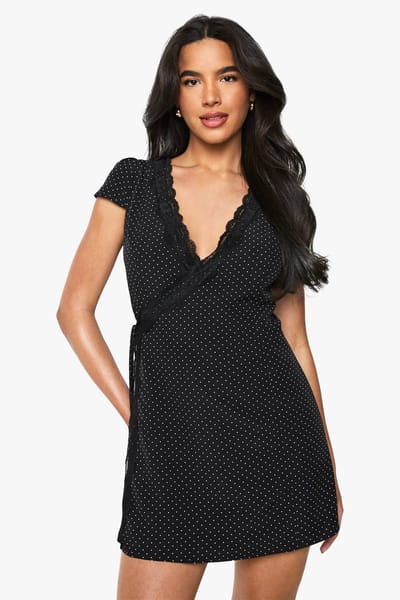 boohoo Dames Mini-jurk met polkadot patroon, kantenafwerking en omslagmodel | Black | Maat: 8