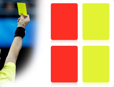2 Voetbalscheidsrechterkaarten voor Wedstrijden (Rood en Geel, 7,5 x 10,5 cm) - PVC Scheidsrechtergereedschap met Disciplinaire Kaart