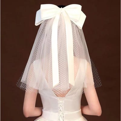 Bruiloft Bruidssluier Dubbele Laag Korte Lengte Doorzichtig met Schattige Strik Haaraccessoires voor Bruid Afgesneden Rand Drop Shipping white